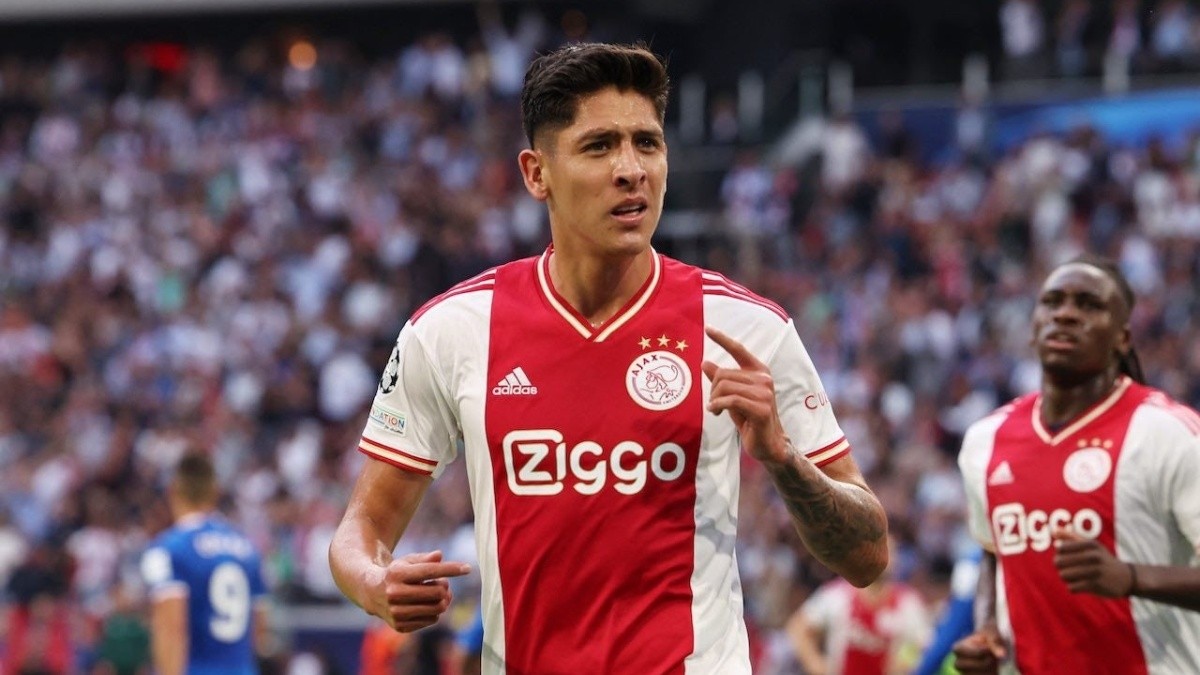 West Ham Pursuing Edson Alvarez as Replacement for Declan Rice: Latest Transfer News