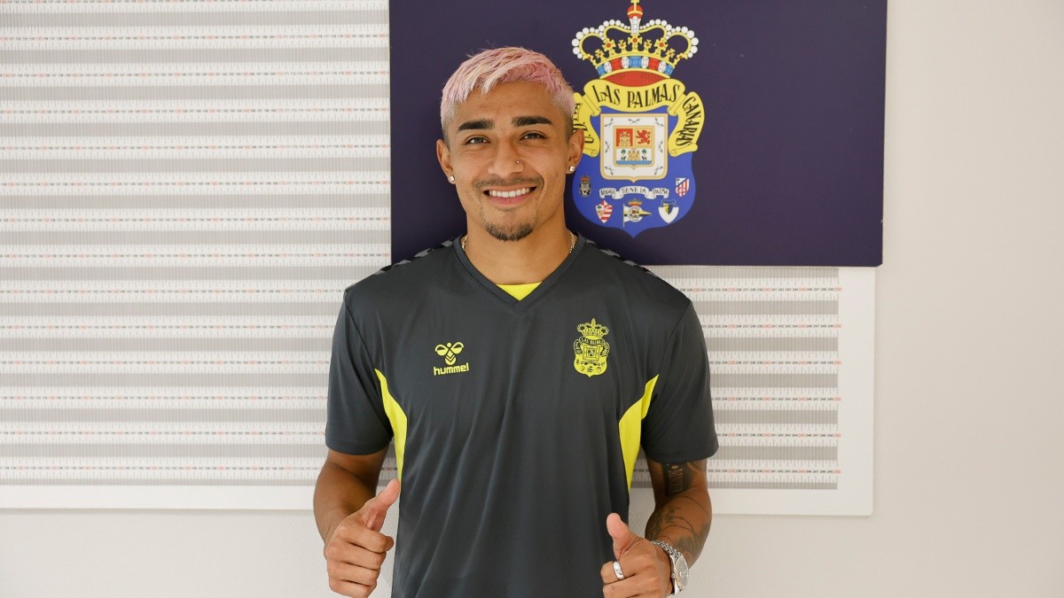 Julián Araujo llega como refuerzo a Las Palmas Hoy Fut Fútbol Mexicano